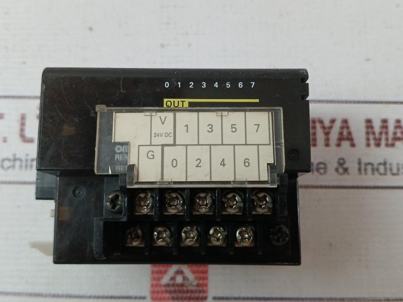 Omron Xwt-od08 Remote Terminal Module 24Vdc 0.5A
