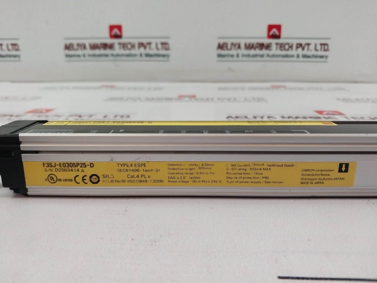 Omron F3Sj-e0305P25-d Safety Light Curtain 0.2M To 7M