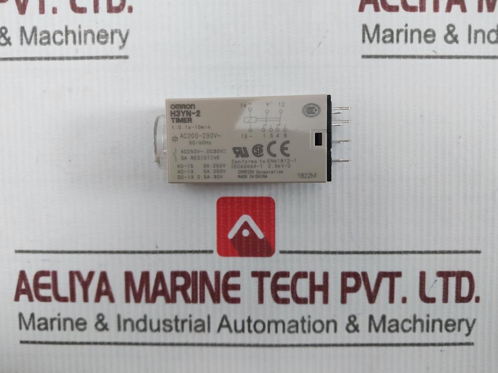 Omron H3Yn-2 Solid State Timer Relay