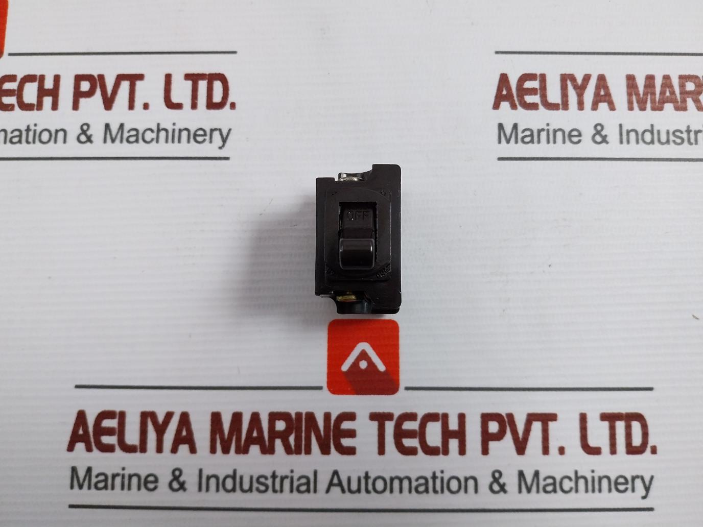 P&S Toggle Switch 10A 125V-t