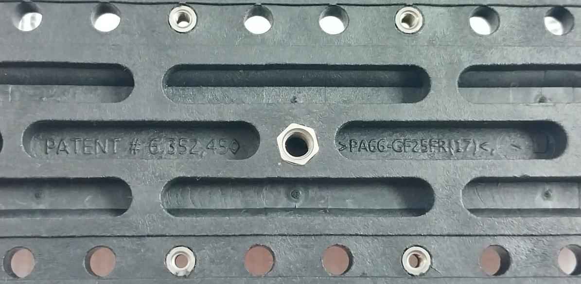 Pa66-gf25Fr(17) Double Rail Module Unit 6,352,450