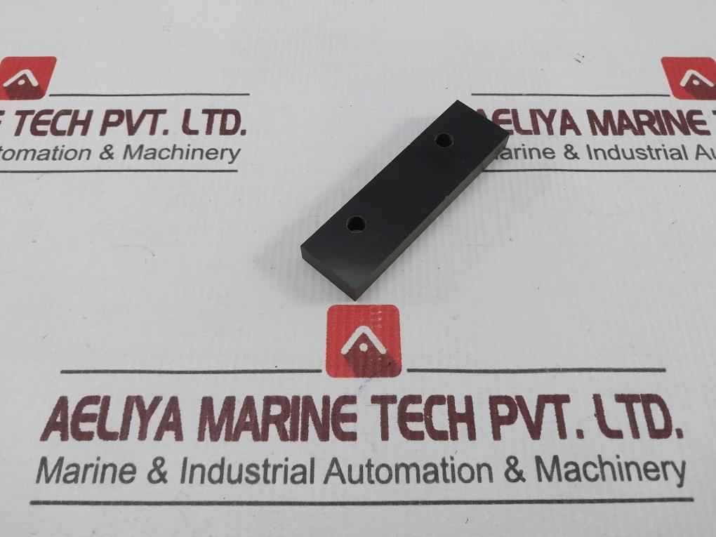 Pack Of 2X 20354674 Spacer