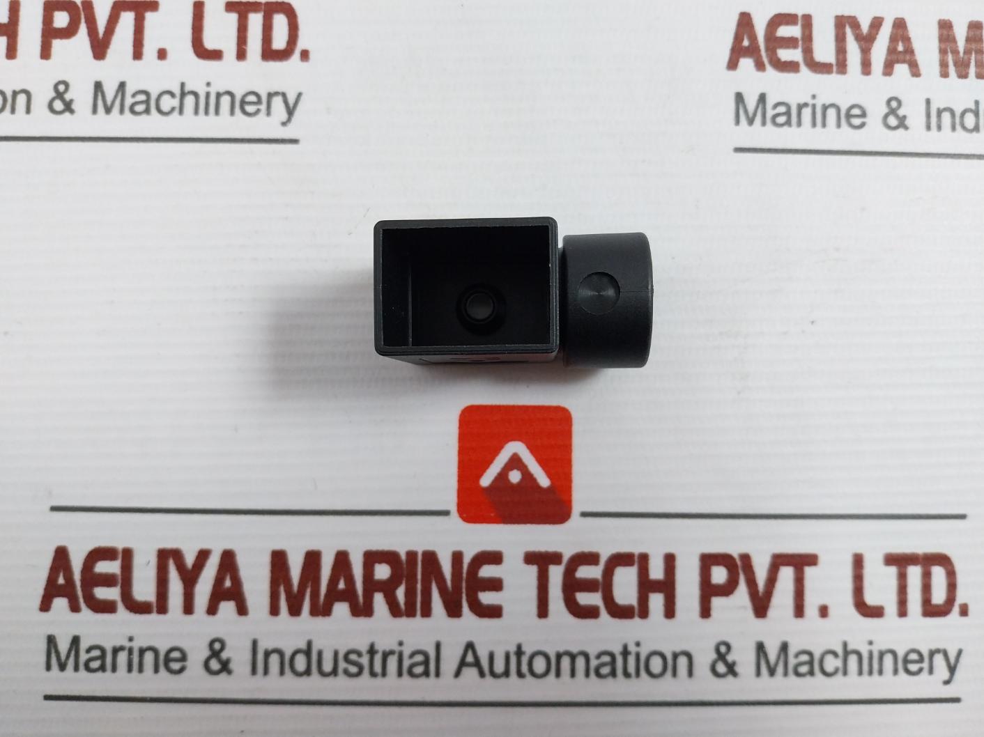 Parker 10A 250V Electrical Connector