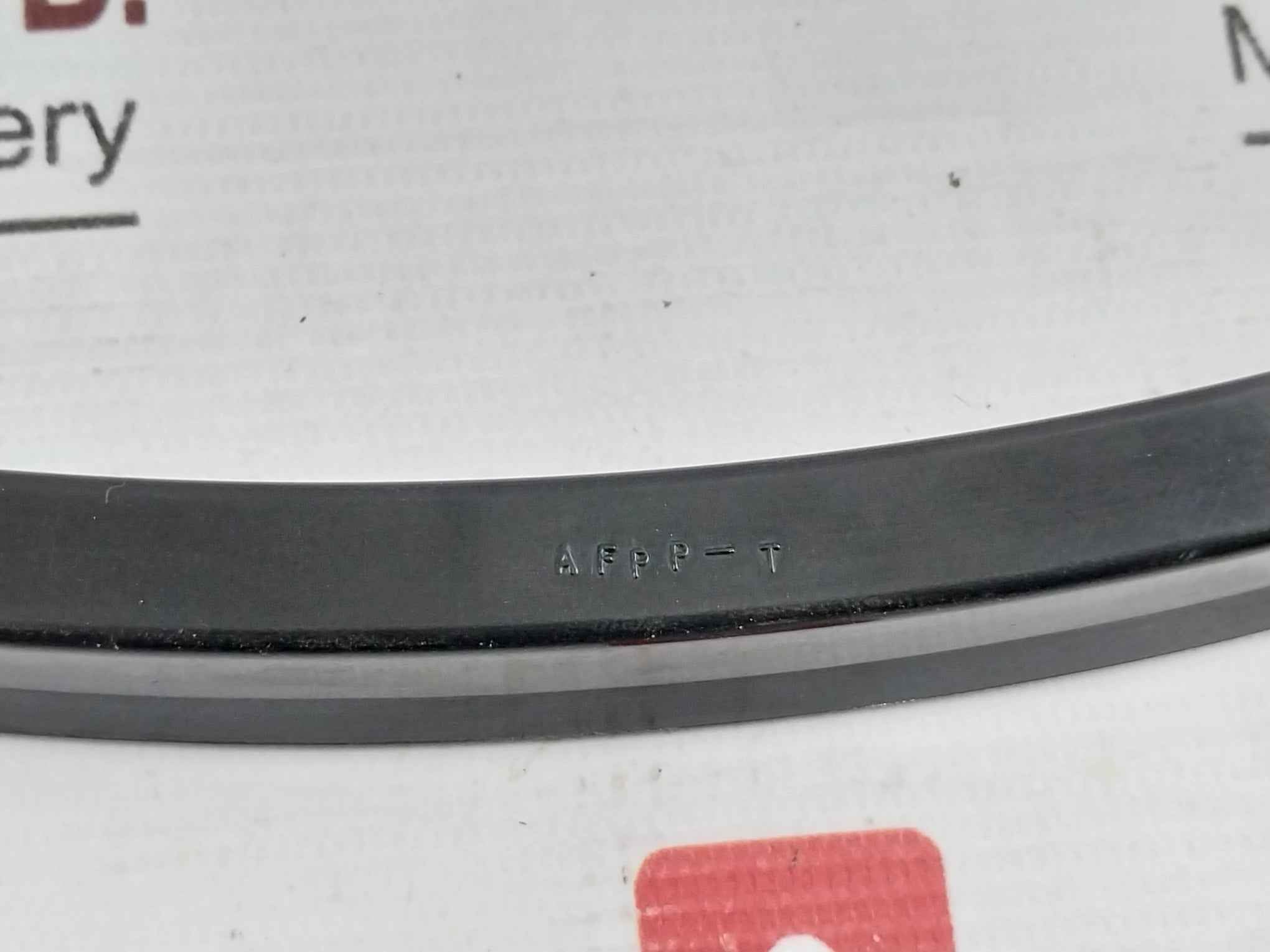 Parker 3116202 Molythane Seal 461550018000-750 Rev Lv: Nc, Size: 18 X 19 X 3/4