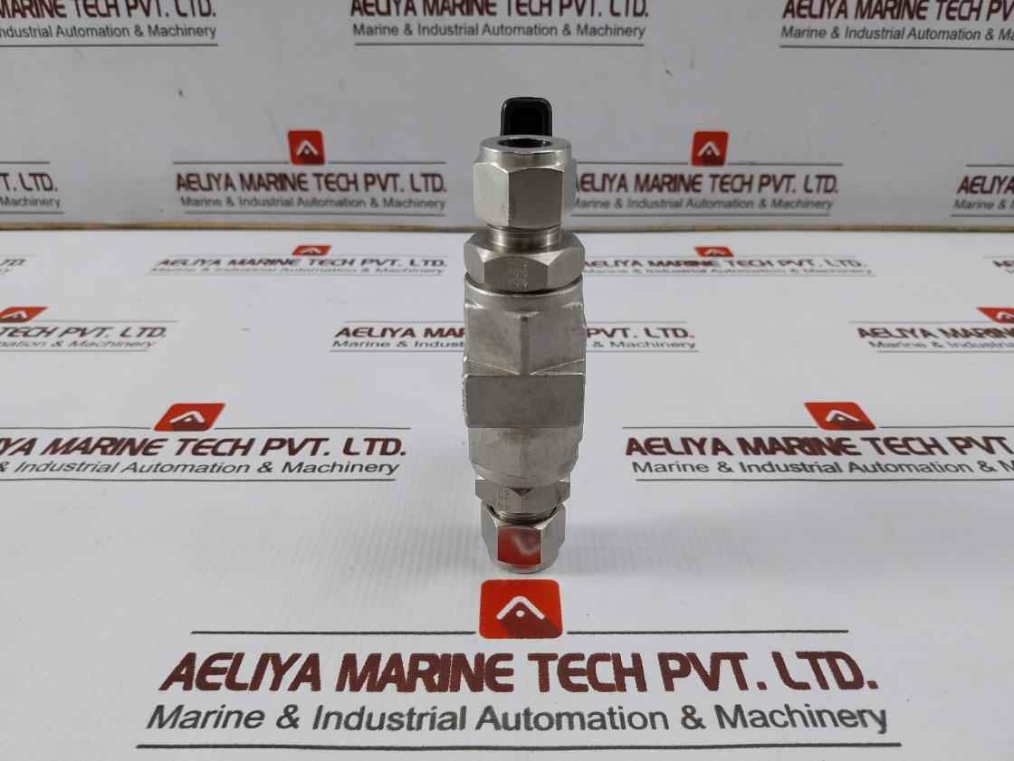 Parker 8A-b8Lj2-ssp-h-3478 B-series Two Way Stainless Steel Ball Valve Rev: A1