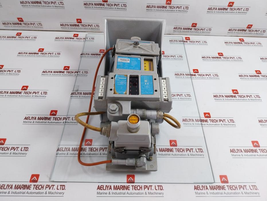 Part No: Vn215/87 Emc Oil Mist Detector By Schaller-automation Max 20 Bar Ip 54