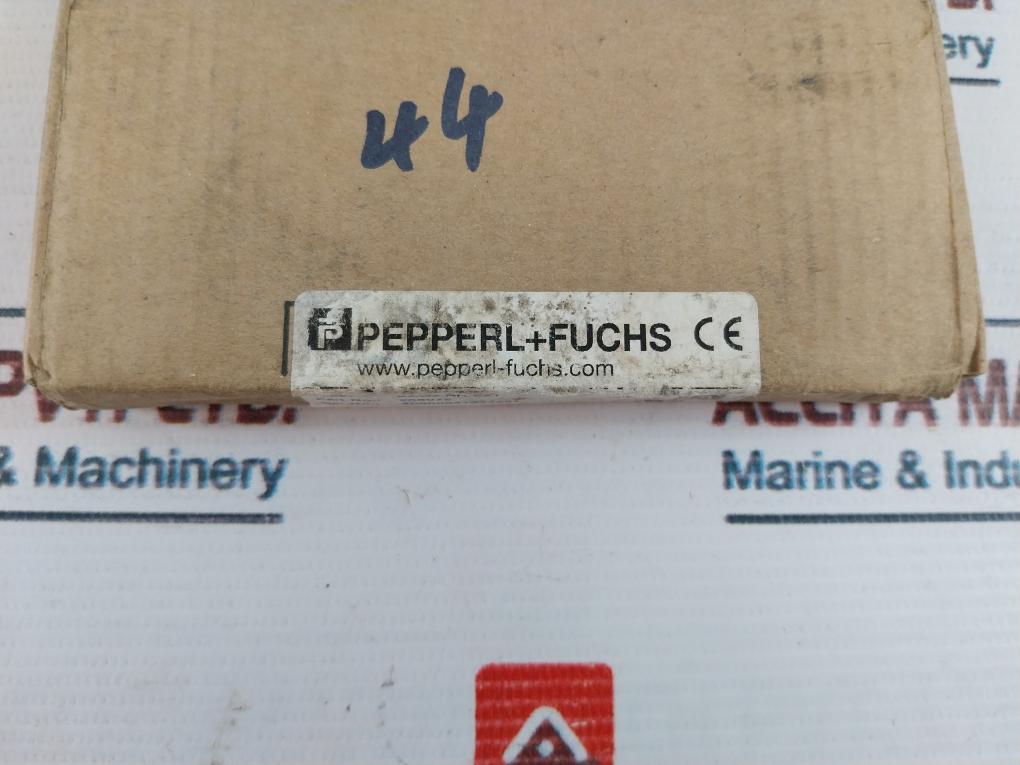 Pepperl+Fuchs KCD2-RR-EX1 Thermometer Resistance Repeater 258075 New