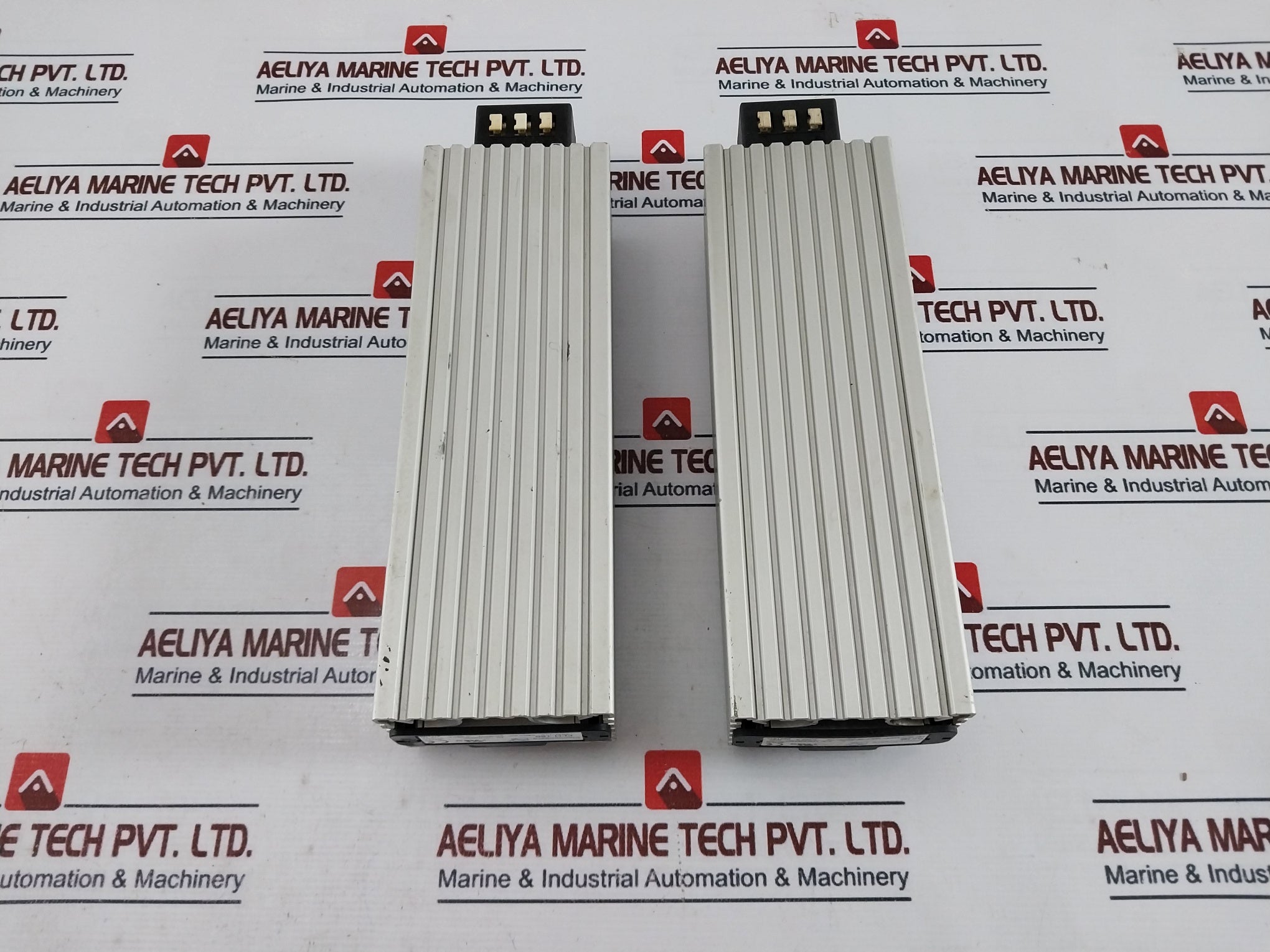 Pfannenberg FLH 150 Radiant Heater 17015005007 IP20 150W 110-250Vac 50/60Hz