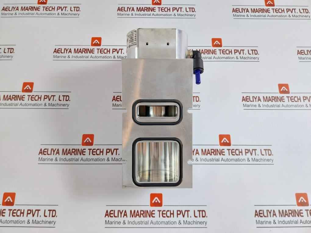 Pfeiffer Splitflow 80 Turbomolecular Vacuum Pump 90000 1/Min Part No: Pm P04 316 A