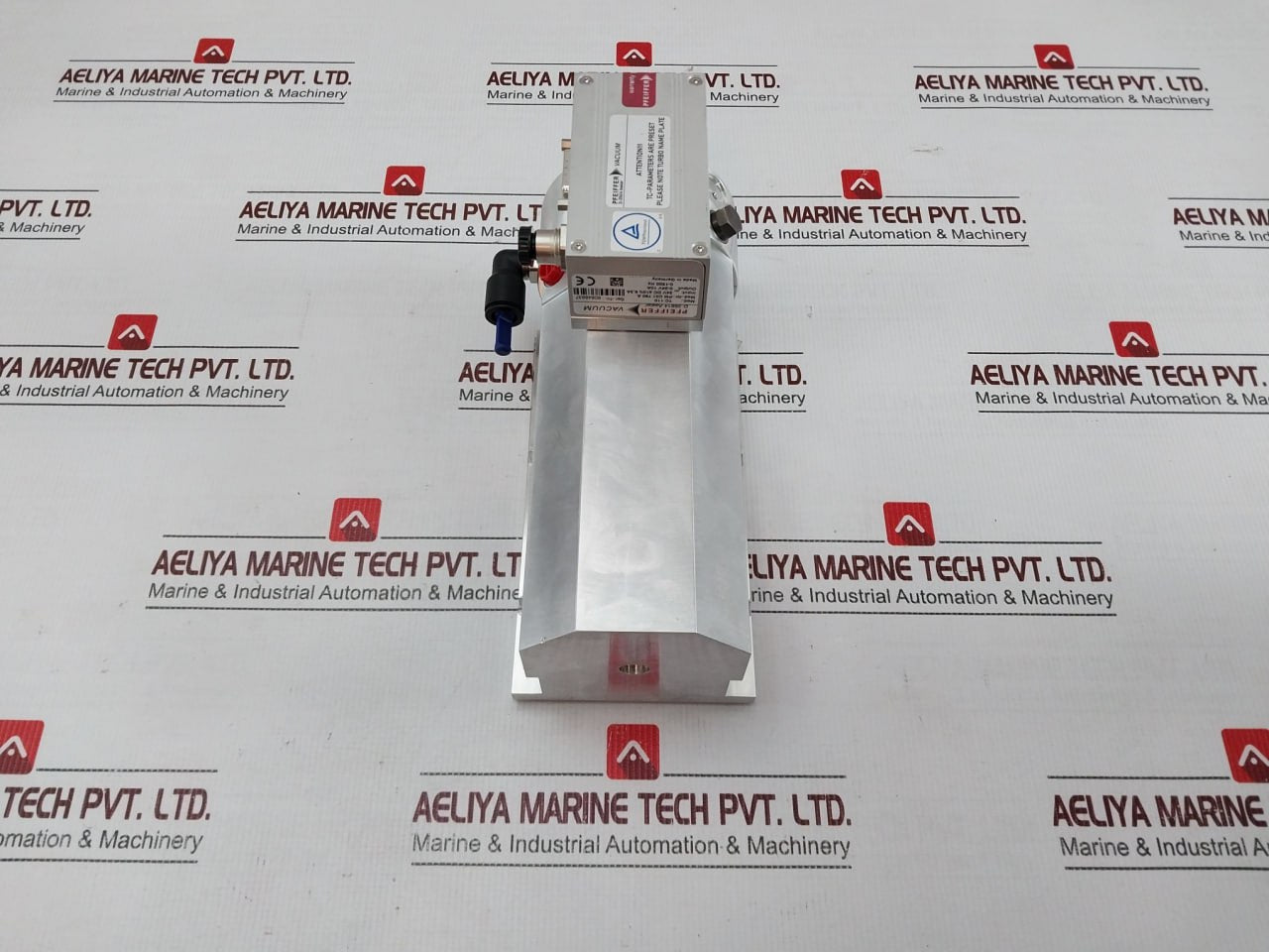 Pfeiffer Vacuum Split Flow 0-1500Hz Output 0-24V 10A