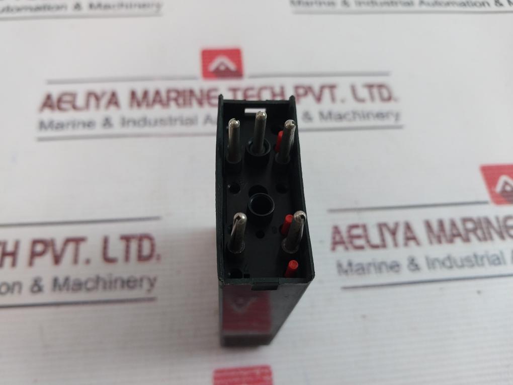 Phoenix Contact Uak 2/2Va-230Ac-st Surge Protection Plug 230V
