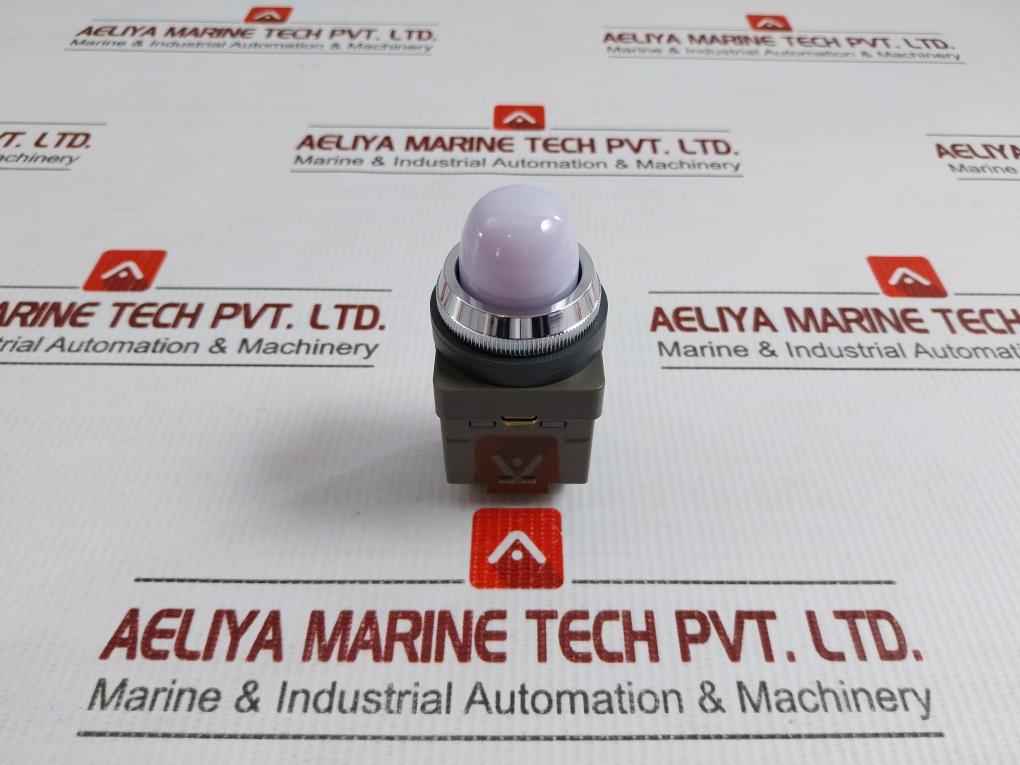 Pilot Lamp White 100/110V 50-60Hz Idec Apn118-w