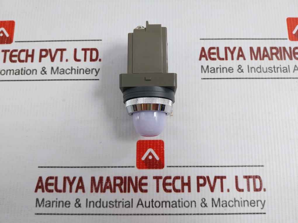 Pilot Lamp White 100/110V 50-60Hz Idec Apn118-w