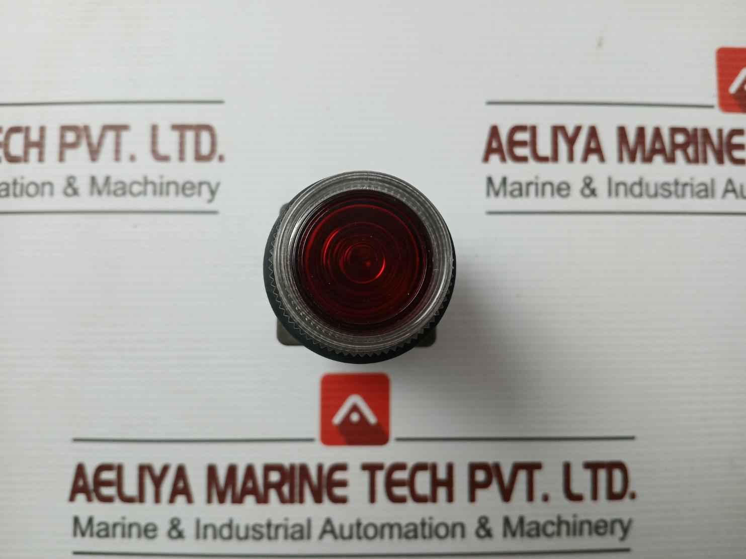 Pilot Light Brand Idec 50–60, Ui: 600V