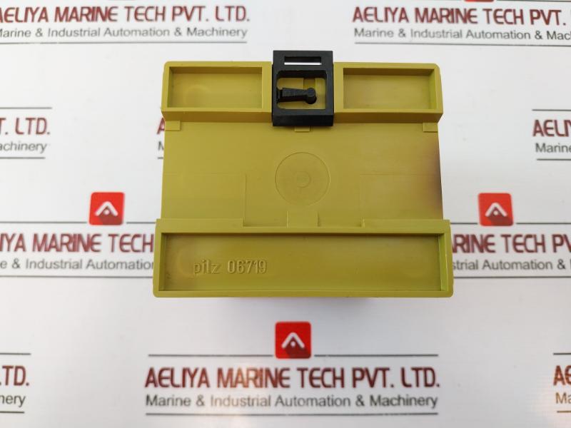 Pilz Pnoz 1 3S/1O Safety Relay 24Vac 6Va 50-60Hz, 240V 8A/400V 5A 475600