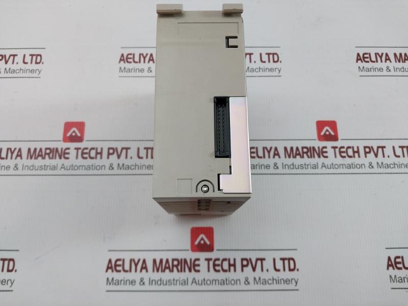 Plc Controller System Cs1W-sp001, Cs1D-pa207R, Cs1W-cn713 Omron Cs1W-da08C