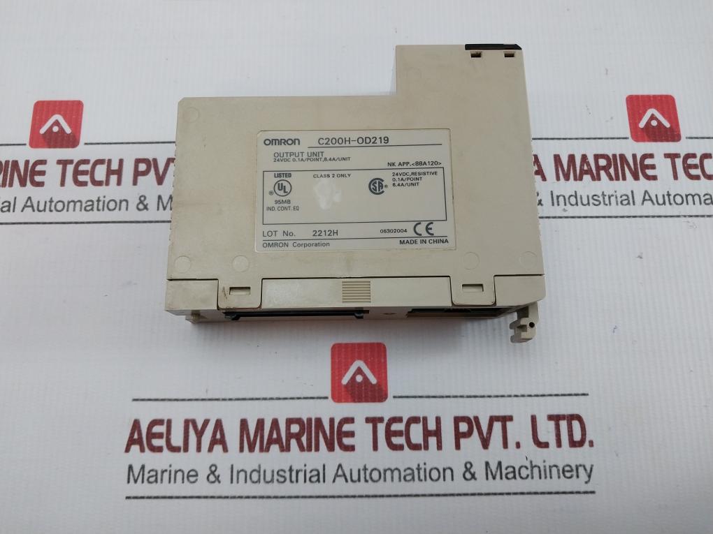 Plc System C200H-od219, C200H-sp001, Cs1W-bc083, Cpu42-v1 Omron C200H-id217