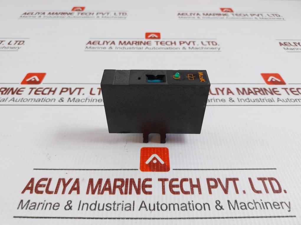 Plug-in Control Relay Module 9.01.7-91.08.00-02 Mak 24V