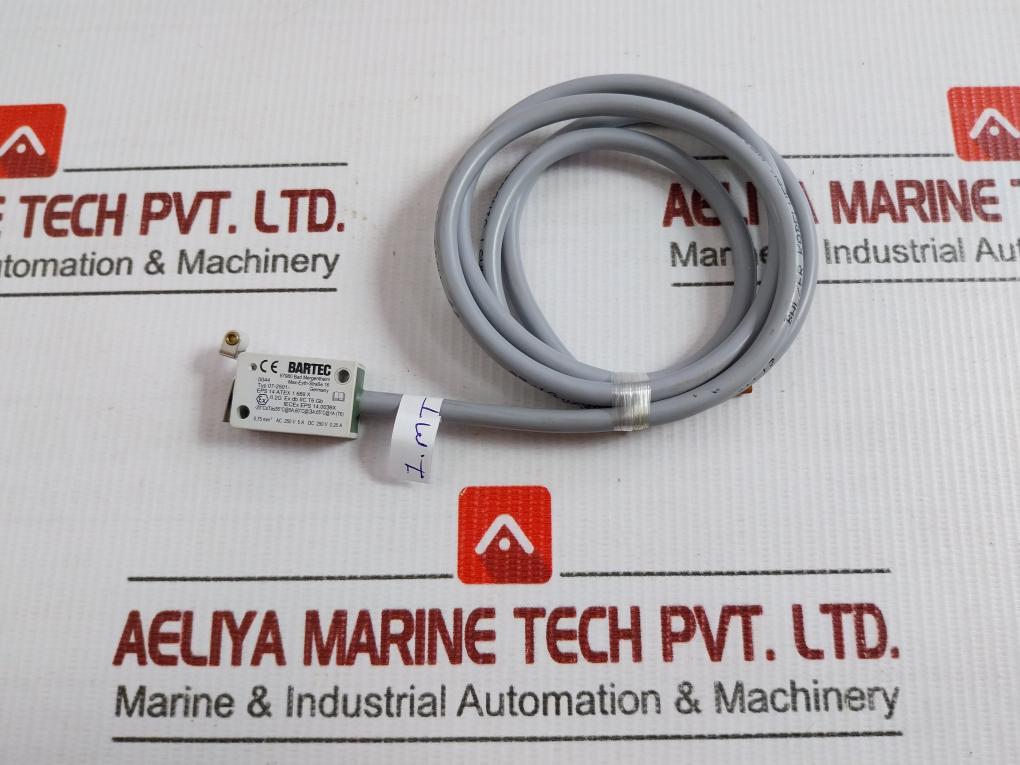 Plunger Limit Switch With Pre-wired Cable 250V 1 Meter Bartec 07-2501