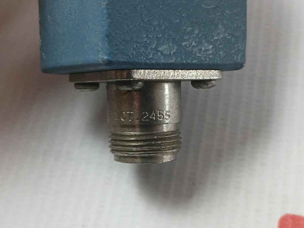 Pomona Elect. 2455 Connectors 1001-0042