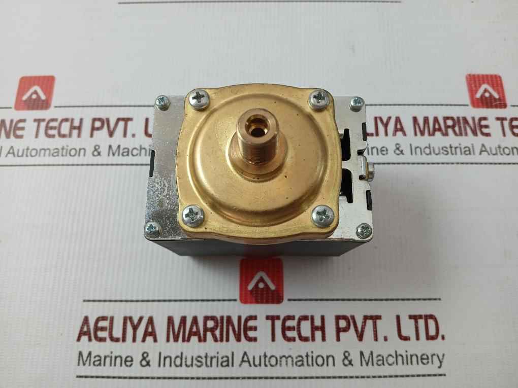 Pressure Switch 0.5-1.4 Bar Sirai P303t01