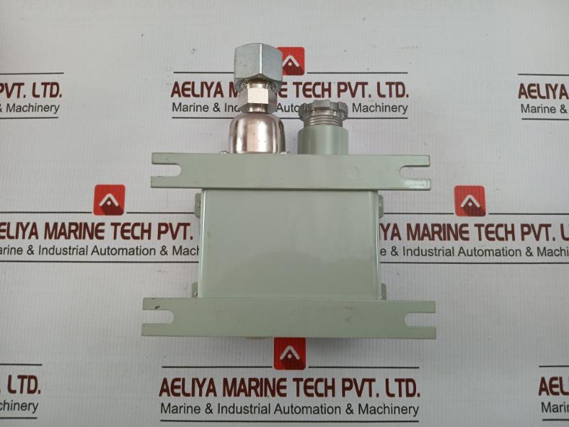 Pressure Control Fps-c135Wuq Saginomiya