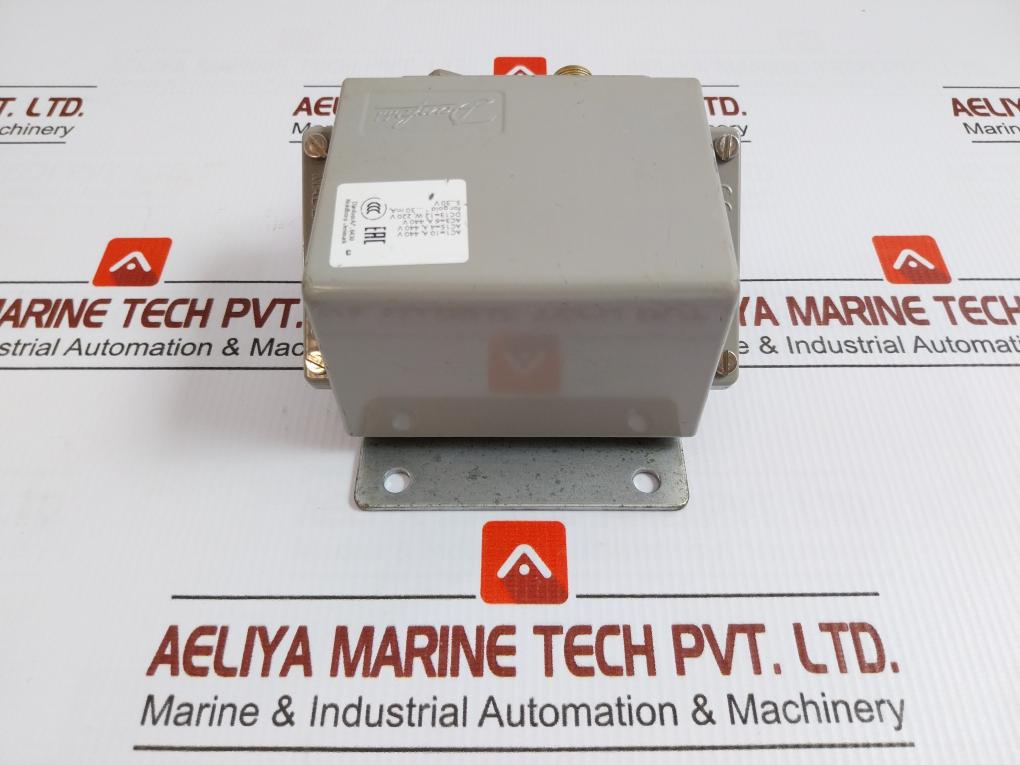 Pressure Switch Kps 37 Danfoss Ip67 0.85 To 2.5 Bar