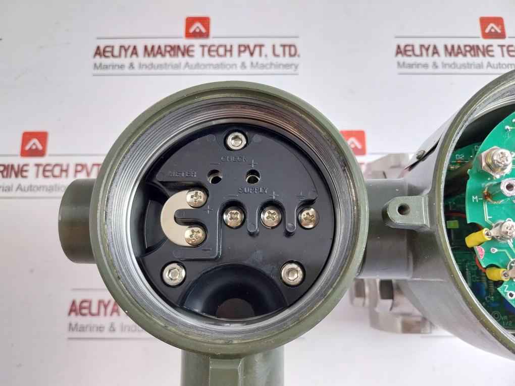 Pressure Transmitter Une 43-sas2*B/Cal-p/Ssb-s/Z Yokogawa 1 Mpa