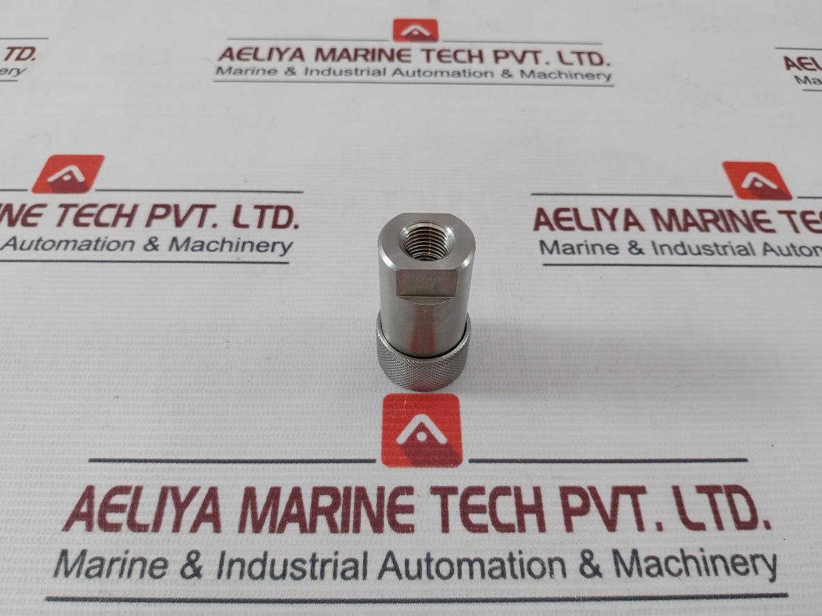 Pt 1/4 Self-seal Coupling (Socket)