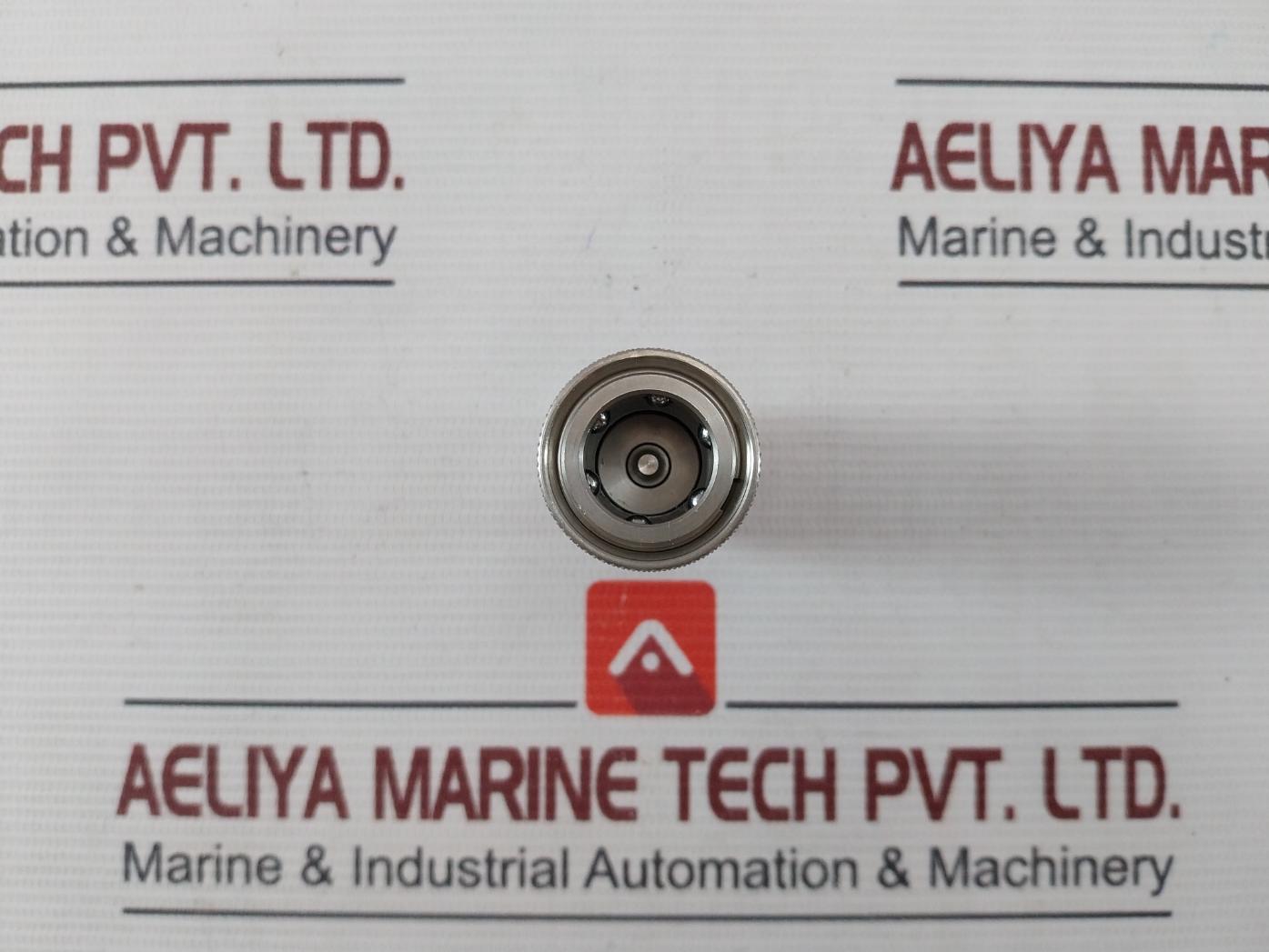 Pt 1/4 Self-seal Coupling (Socket)
