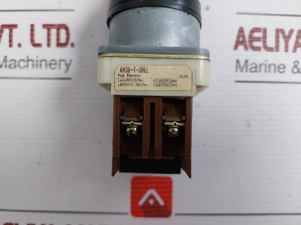Push Button Command Switch Ah30-t-0062 Fuji Electric 600V