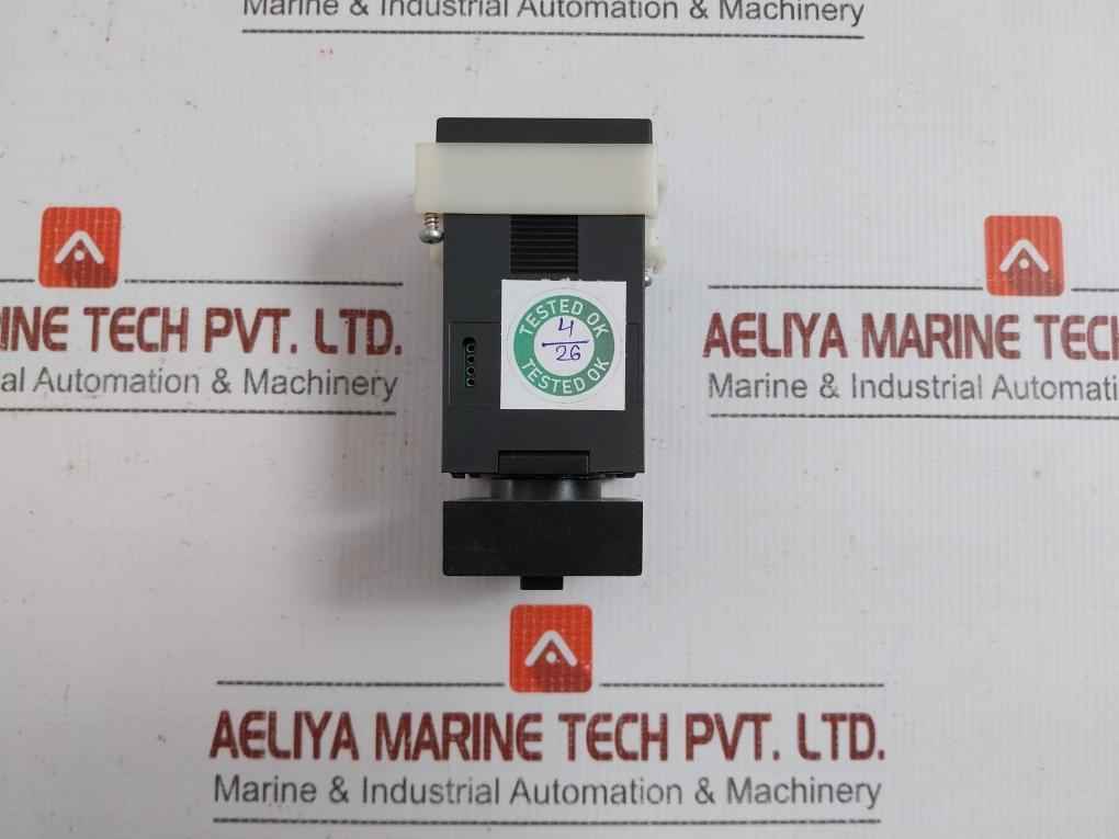Pxz4Tay2-5Vc26-d Temperature Controller Fuji Electric 50/60Hz