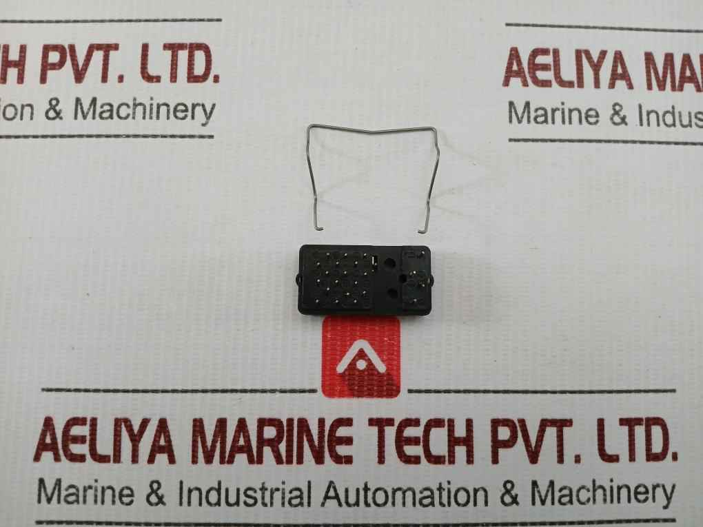 Relay Socket 280-616 Farnell Components