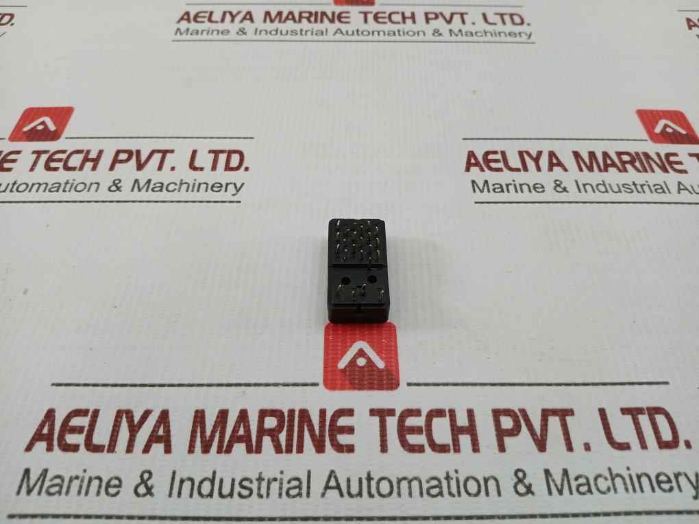 Relay Socket 280-616 Farnell Components