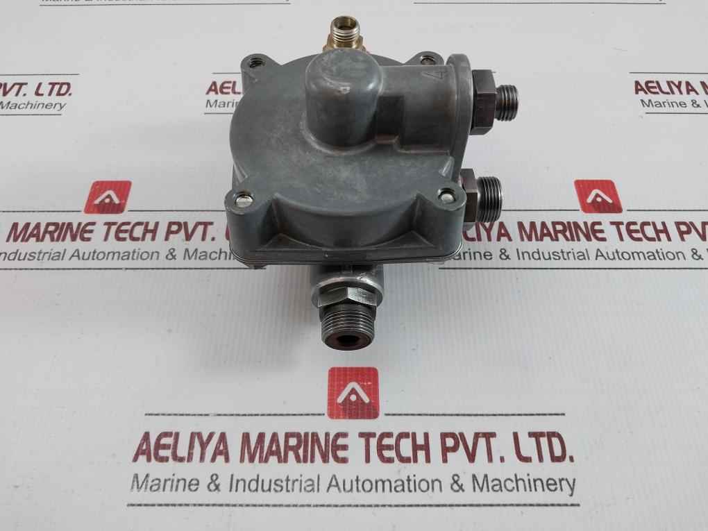 Relay Valve 973 001 020 7 Wabco
