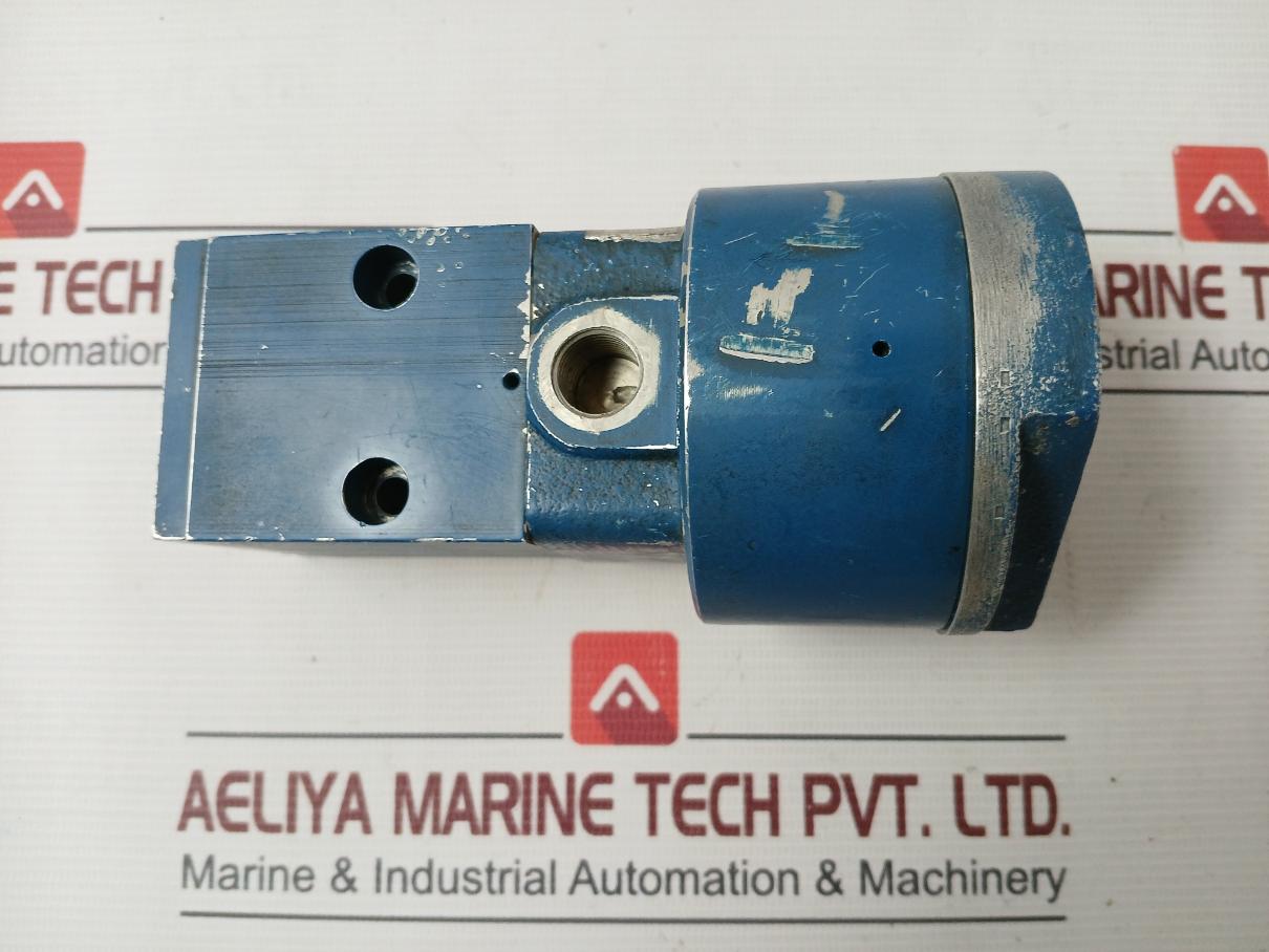 Rexroth 3710302000 Pneumatic Directional Control Valve USED