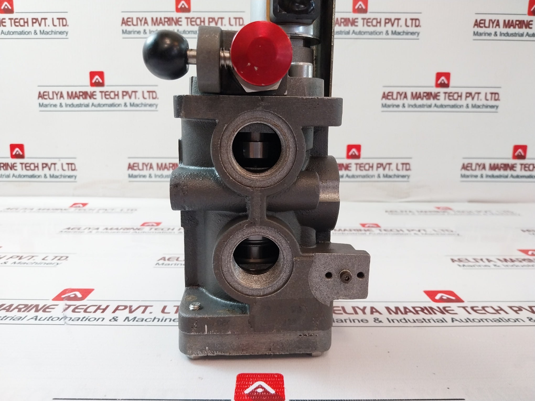 Rexroth 3711100200 Pneumatic 3/2 Way Directional Control Valve 24Vdc Ip65