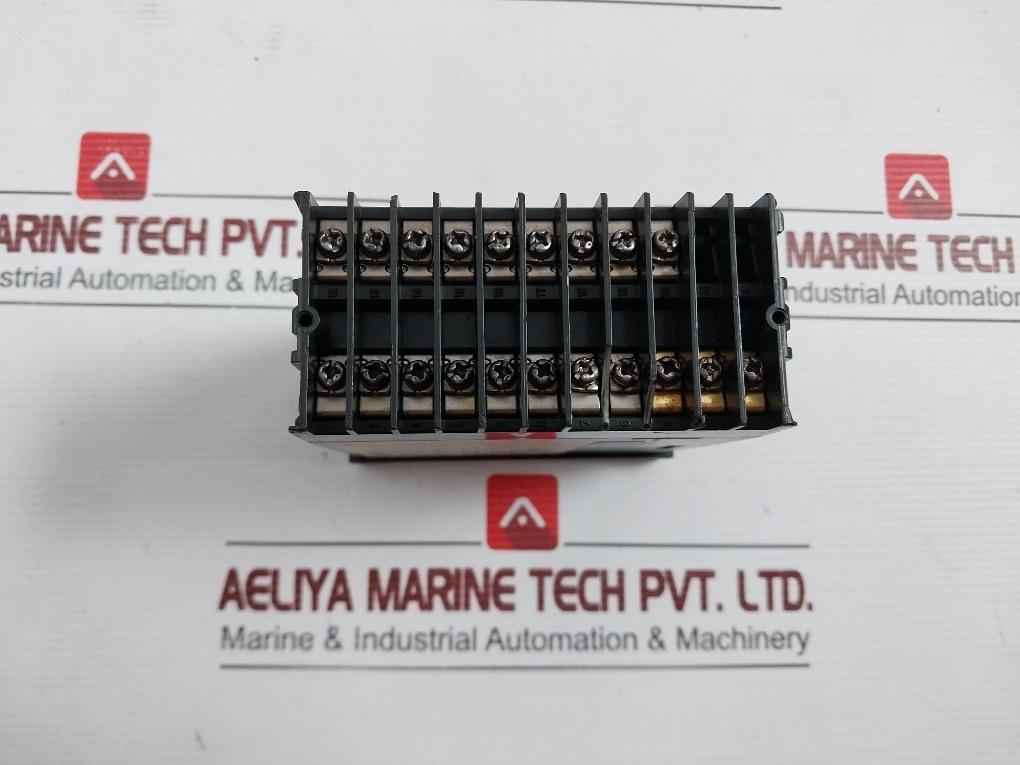Rkc D400F Temperature Controller 100-240V/50-60Hz