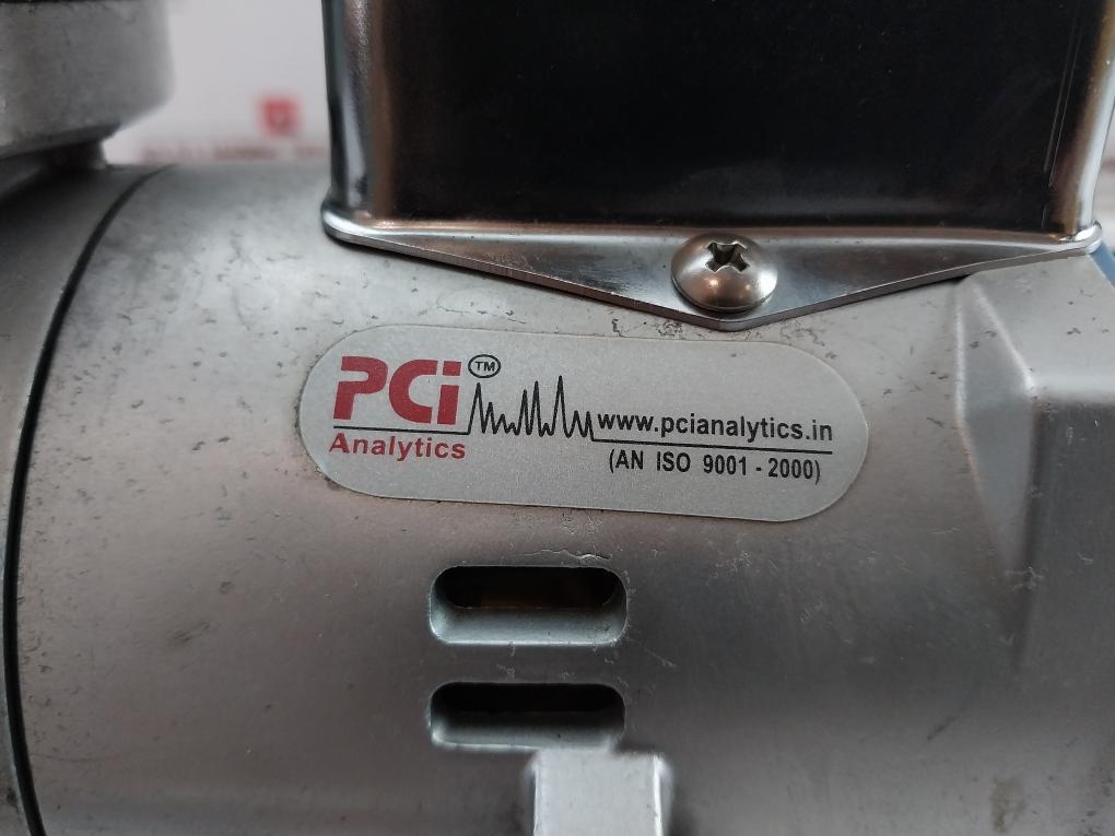 Rocker 167800-22 Oil-less Vacuum Pump Ac 220V 50Hz 0-100Kpa