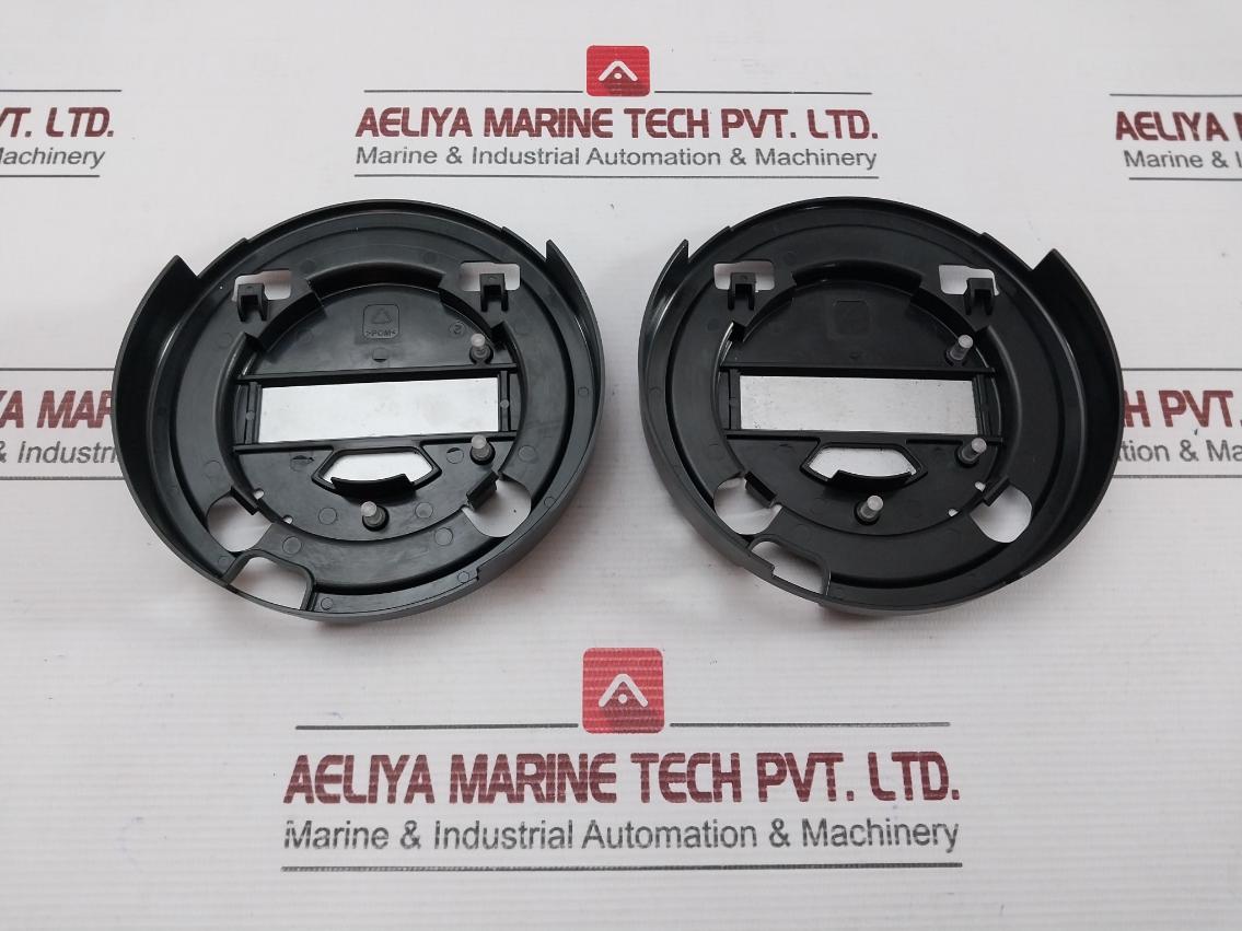 2410 Tank Hub Cover Rosemount Weight: 50 Gm
