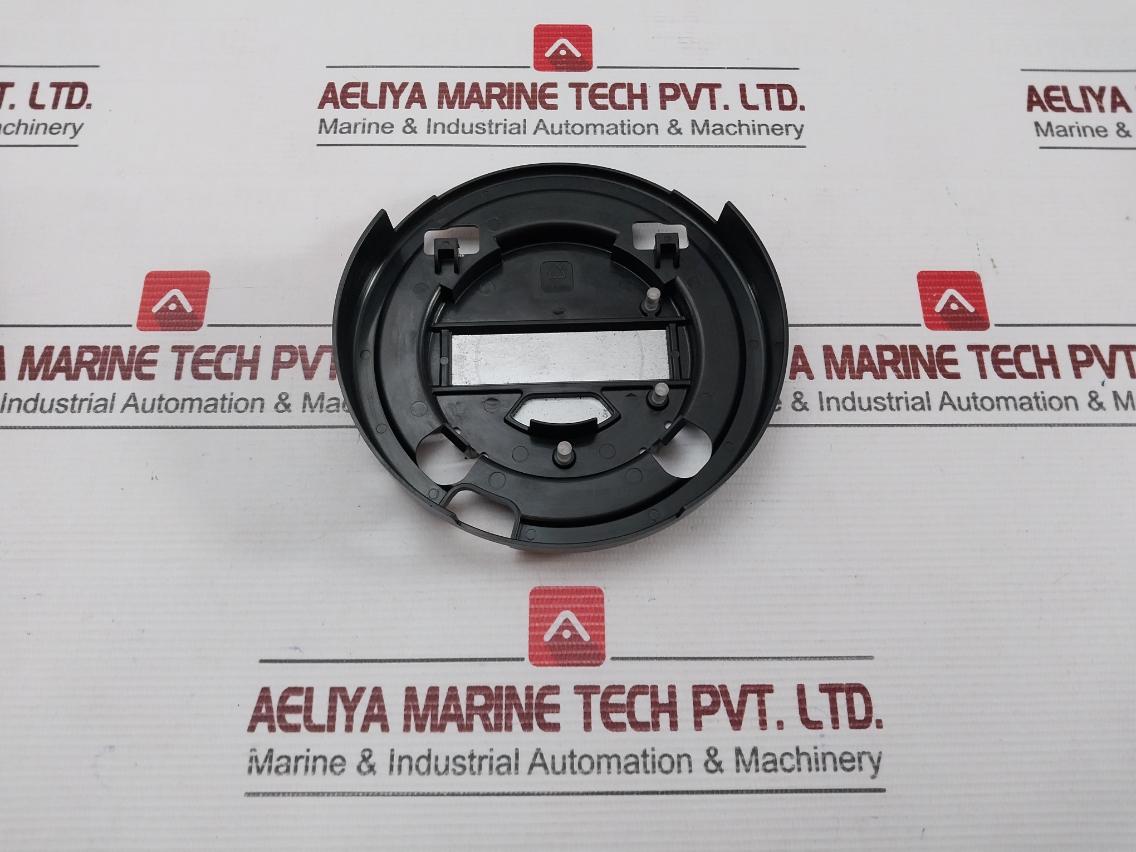 2410 Tank Hub Cover Rosemount Weight: 50 Gm