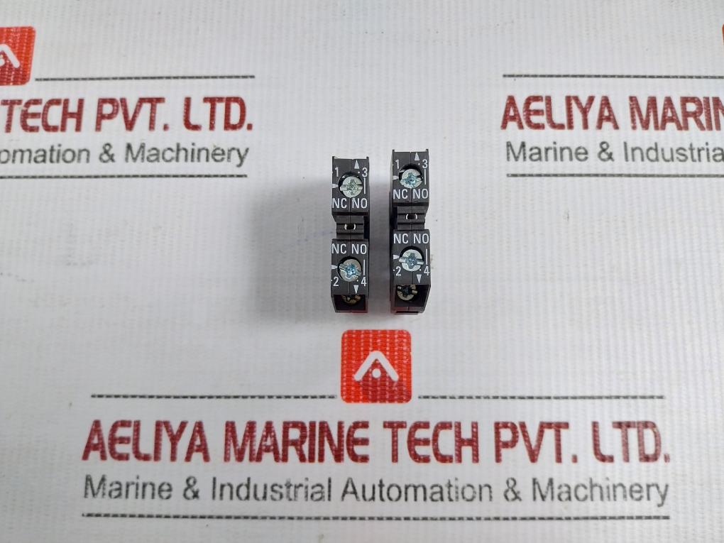 Rotary Selector Switch With Contact Block Base 3Sb3208-2Ea11 Siemens 400V 50Hz