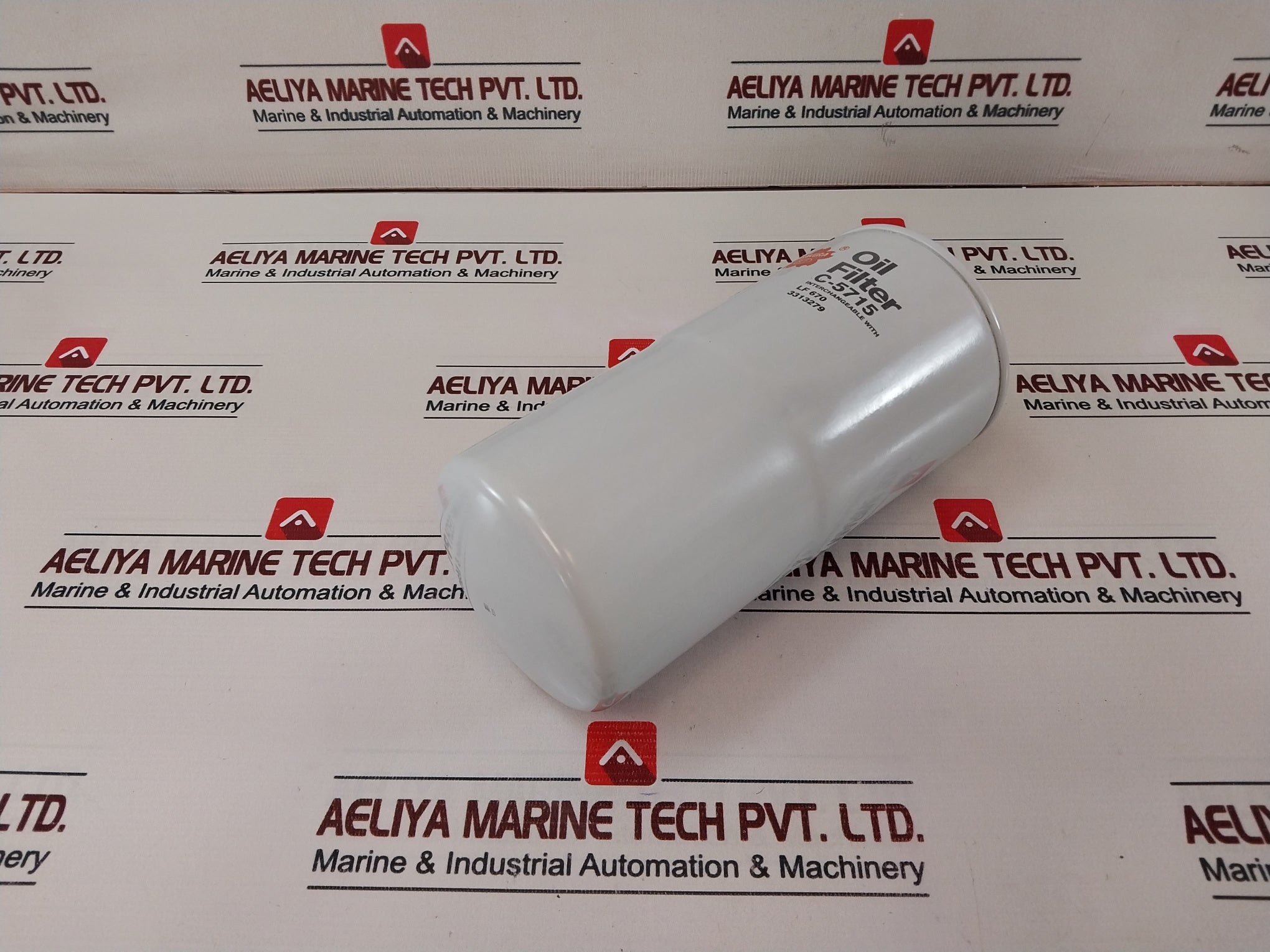 Sakura C-5715 Oil Filter Interchangeable With Lf 670