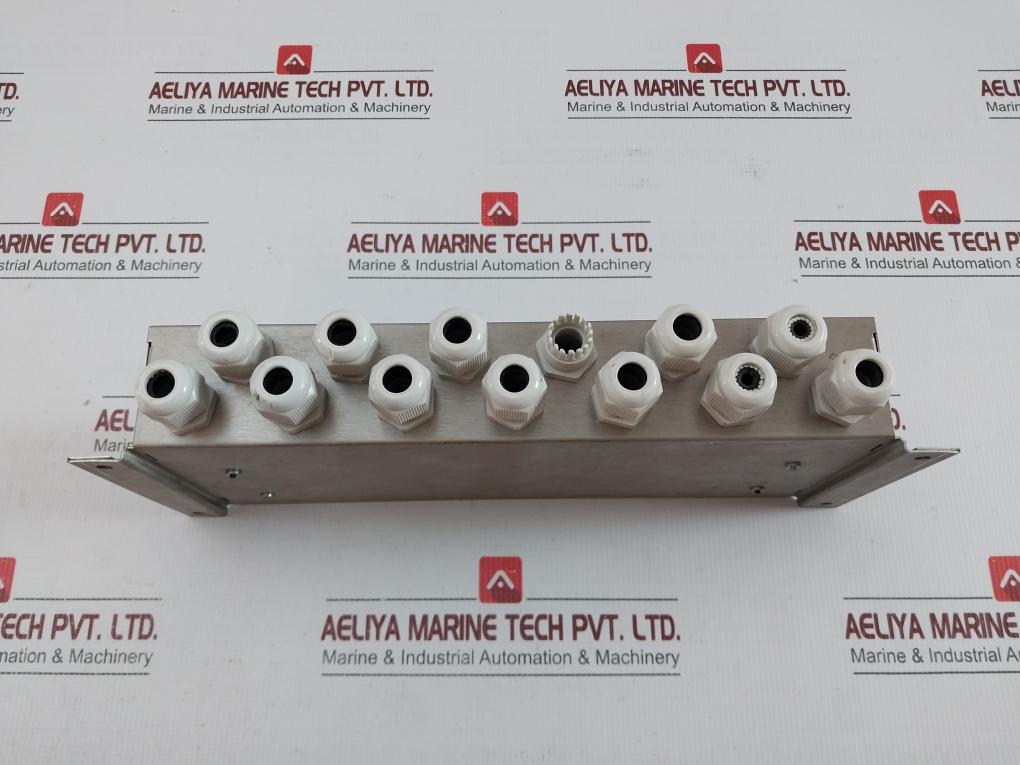Sb1438-m Manaul Nav Data Multiplexer Sievers-elektronik 12-24V Dc