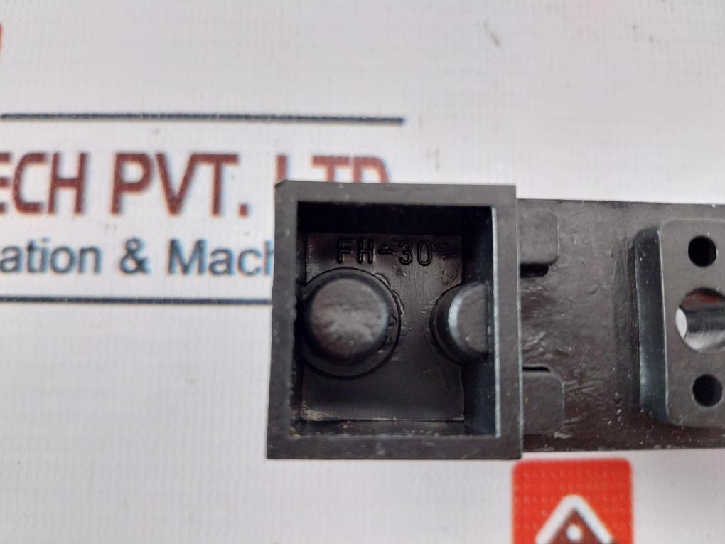 Lot Of 2X Sb Fuse Fh-30 Fuse Holder 600V 30A