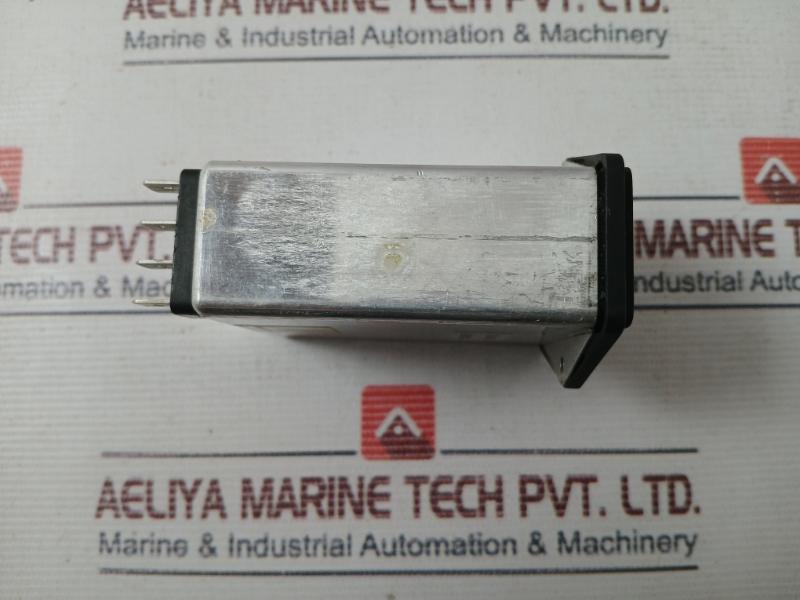 Schaffner Fn 394-6-05-11 Ac Power Entry Module 110/250Vac/50-60Hz