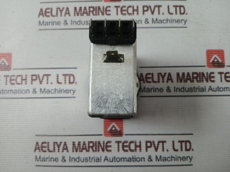 Schaffner Fn 394-6-05-11 Ac Power Entry Module 110/250Vac/50-60Hz