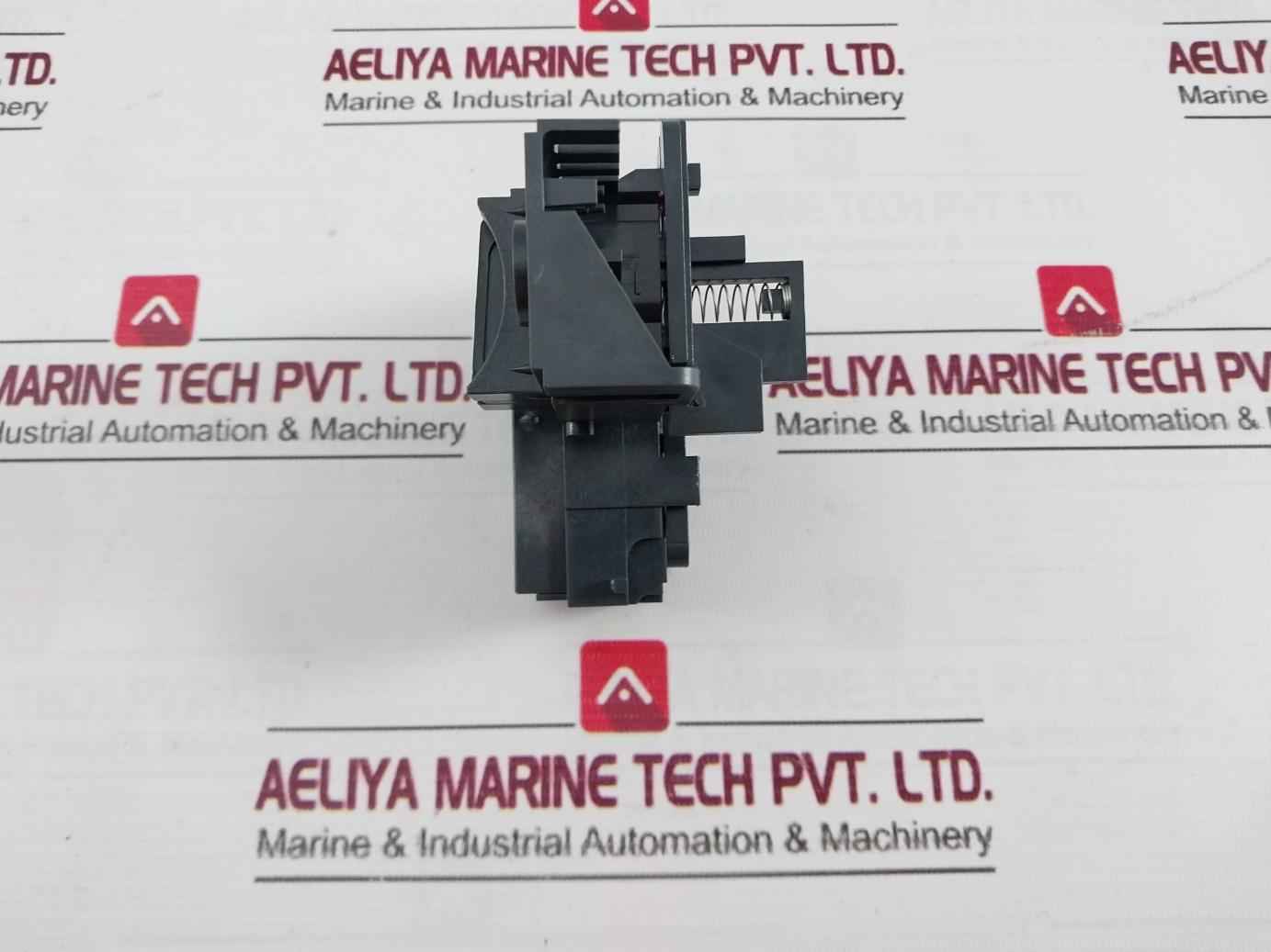 Schneider Electric 48539 Off Position Padlocking Device Pp-2024-w25-1