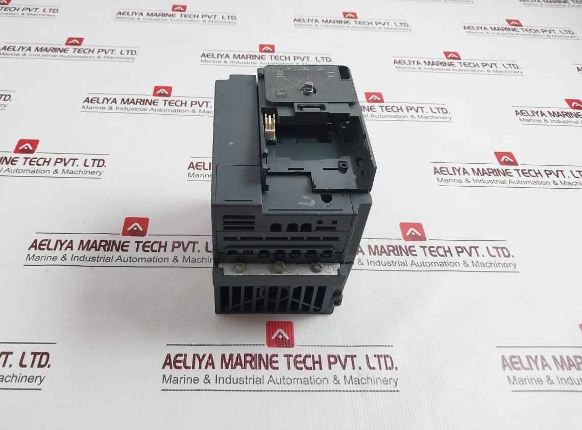 Schneider Electric Atv320U15N4C Altivar 320 Variable Speed Drive (Not Working)