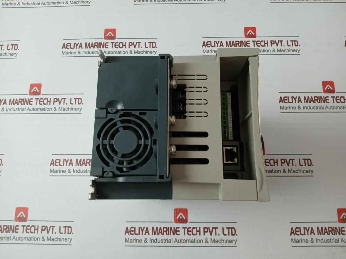 Schneider Electric Atv71Hu15N4 Variable Speed Drive 2004Kl-05W-b50 380/480V